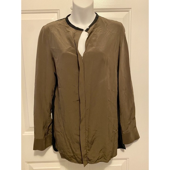 Vince Women's Button Up 100% Silk Shirt Blouse Olive Green Black Sz‎ 4 Small XS - Picture 3 of 4